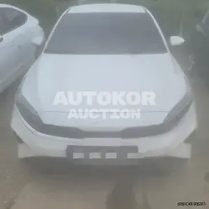 2021, BMW / Z1, VIN: KNAF341BENA929606, 50000 км., gas