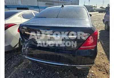 2018, Genesis / eq900, 300000 км., gas, 3800 куб.см.