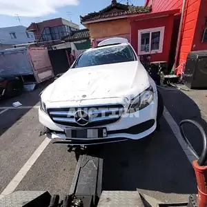 2019, Mercedes-Benz / E 300, 20000 км., gas
