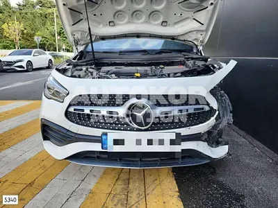 2022, Mercedes-Benz / GLA 250, 33926 км., gas