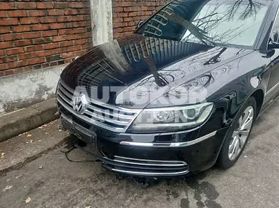 2015, Volkswagen / Phaeton, VIN: WVWZZZ3DZF8000701, diesel