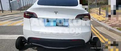 2023, Tesla / Model Y, 25455 км., electric