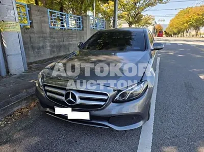 2017, Mercedes-Benz / e200, 163415 км., gas