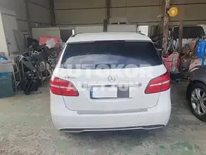 2015, Mercedes-Benz / B 200, VIN: WDDMH0JB2FN125500, 140657 км., diesel, 2143 куб.см.
