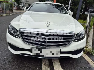 2016, Mercedes-Benz / E 220, 113983 км., diesel