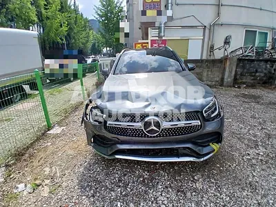 2022, Mercedes-Benz / glc300, 120000 км., gas, 1999 куб.см.