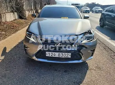 2018, Lexus / ES 300, VIN: JTHBW1GG1J2178889, 56795 км., hybrid