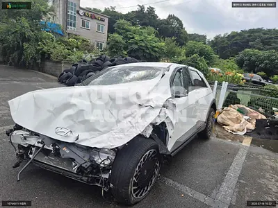 2023, Hyundai / ionic 5, VIN: KMHKR81FPPU197004, 41556 км., electric