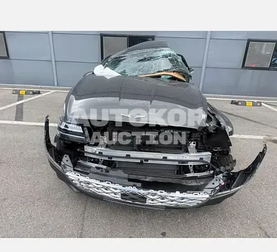 2026, Genesis / G80, 5000 км., gas, 2500 куб.см.