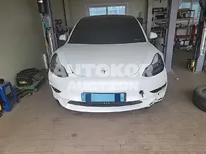 2019, Tesla / Model 3, VIN: 5YJ3E1EA0LF584654, 71767 км., electric, 150 куб.см.