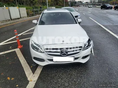 2017, Mercedes-Benz / C 200, VIN: WDDWF4CB1HF584713, 54711 км., gas