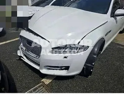 2016, Jaguar / XJ, VIN: SAJAA2296GNV93967, 64364 км., diesel, 2993 куб.см.