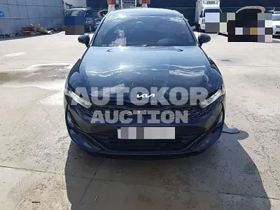 2023, BMW / B5, 82075 км., gas, 2000 куб.см.