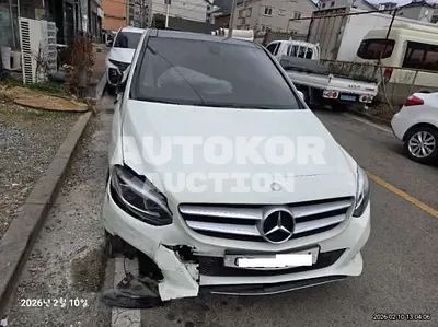 2016, Mercedes-Benz / b200, VIN: WDDMH0JB0GN140871, 173743 км., gas
