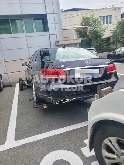 2015, Mercedes-Benz / E 250, 282922 км., diesel