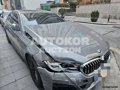 2020, BMW / 520, 77311 км., gas