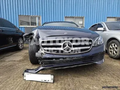 2018, Mercedes-Benz / e200, 99491 км., gas