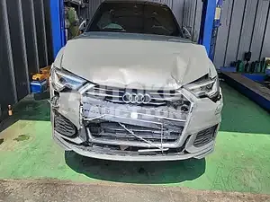 2022, Audi / A6, VIN: WAUZZZF26NN040357, 19393 км., gas