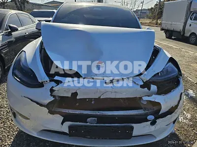 2024, Tesla / Model Y, 17000 км., electric