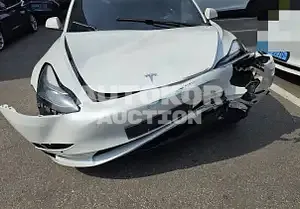 2021, Tesla / Model 3, VIN: 5YJ3E1EB3MF011466, electric