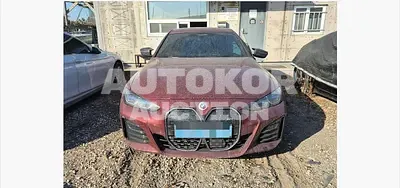 2023, BMW / i4, 32761 км., electric, 211 куб.см.