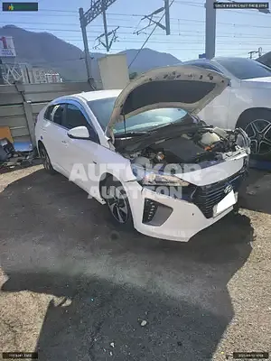 2017, Hyundai / Ioniq, VIN: KMHC851CGHU037061, hybrid