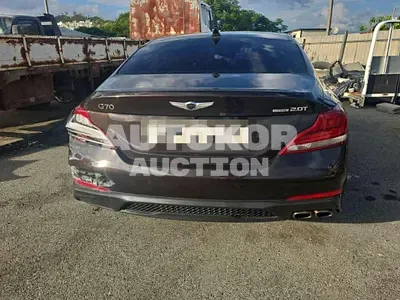 2017, Genesis / G70, 56602 км., gas, 2000 куб.см.