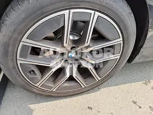 2023, BMW / 740, unknown