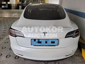 2020, Tesla / Model 3, VIN: 5YJ3E1EA8LF774735, 4000 км., electric, 150 куб.см.