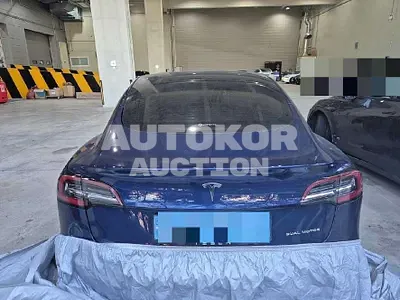 2021, Tesla / Model 3, 60400 км., electric, 236 куб.см.