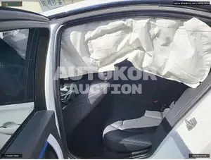 2018, BMW / 320, VIN: WBA8A9100JAH11809, gas