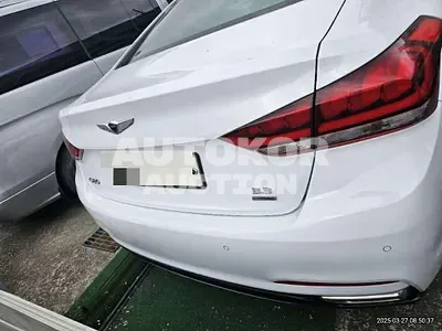 2016, Genesis / G80, 123454 км., gas, 3300 куб.см.