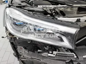 2019, BMW / 740, unknown