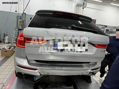 2023, Volvo / XC60, 33570 км., diesel