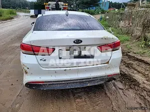 2015, Kia / K5, VIN: KNAGU411BGA001741, 200000 км., gas