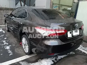 2017, Toyota / Camry, 28416 км., hybrid