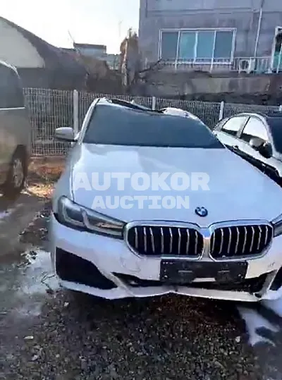 2021, BMW / 523, VIN: WBA11ES06MWW95824, 56890 км., diesel