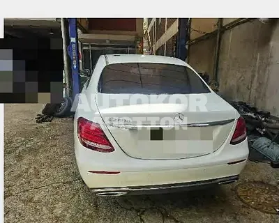 2016, Mercedes-Benz / E 220, 157131 км., diesel, 1950 куб.см.