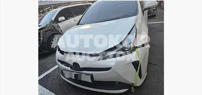 2019, Toyota / Prius, 98257 км., hybrid, 1798 куб.см.