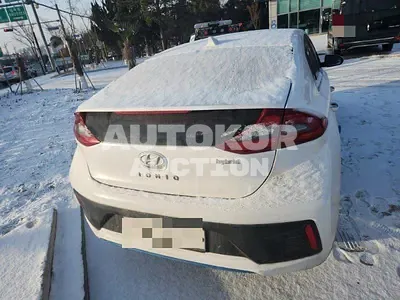 2017, Hyundai / Ioniq, VIN: KMHC051CGJU074883, 176105 км., hybrid, 1580 куб.см.
