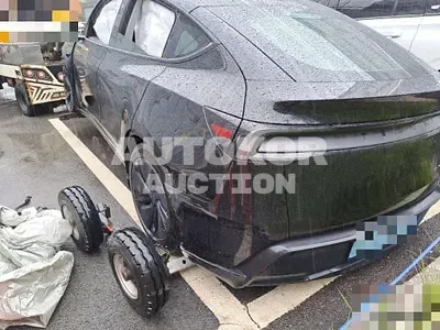 2025, Tesla / Model Y, 39000 км., electric