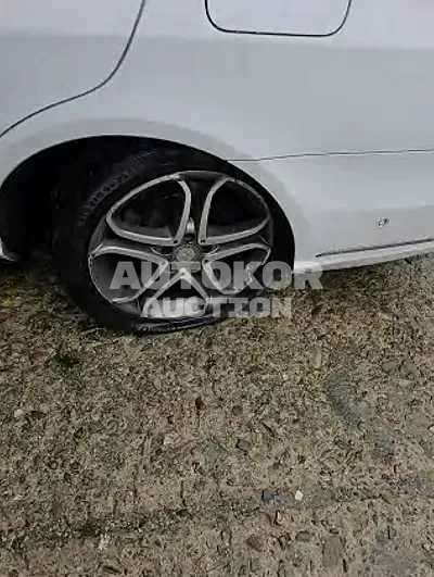 2016, Mercedes-Benz / E 250, VIN: WDDHF9HB1GB226015, 137156 км., diesel