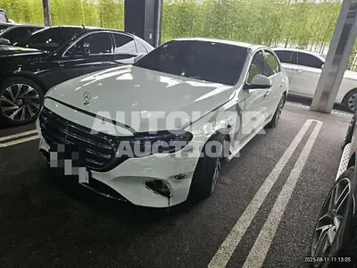 2024, Mercedes-Benz / E 300, 9564 км., gas