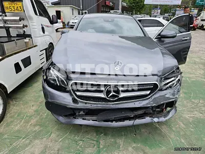 2018, Mercedes-Benz / e200, VIN: WDDZF4CB5JA457995, 102700 км., gas