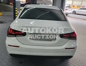 2020, Mercedes-Benz / A 220, 30121 км., diesel