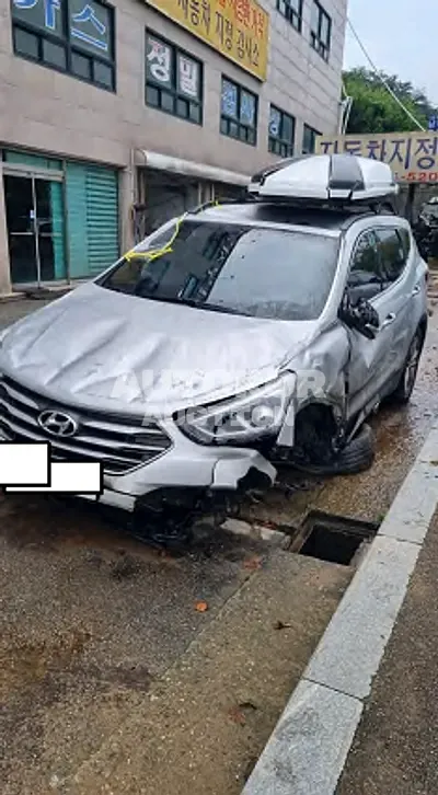2016, Hyundai / Santa FE, VIN: KMHSW81UDGU666576, diesel
