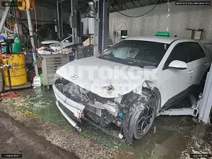 2022, Hyundai / Ioniq, VIN: KMHKL81AFNU071023, electric