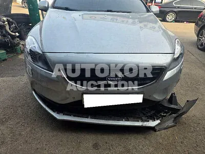 2015, Volvo / V40, VIN: YV1MV845BF2242238, 214499 км., diesel, 1560 куб.см.