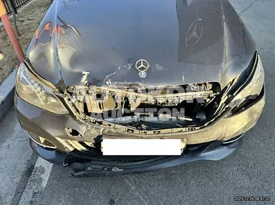 2016, Mercedes-Benz / e300, 200738 км., gas