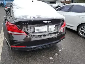 2017, Genesis / G70, 55000 км., gas, 1998 куб.см.